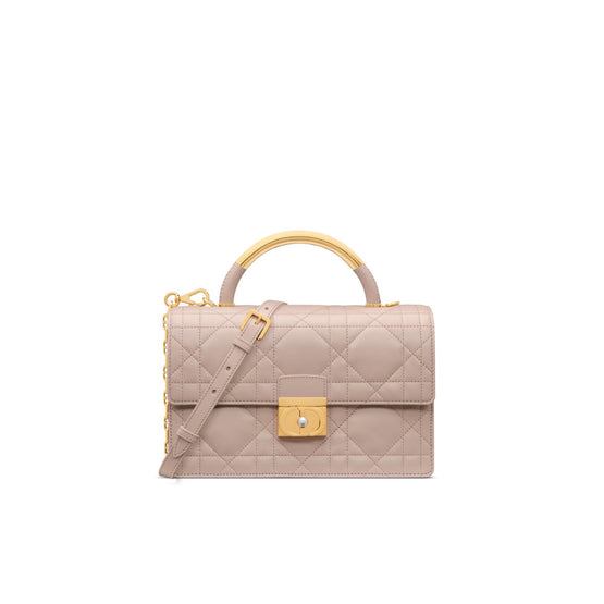M4402UNMZM56U - Women's Flap Bag - 56U Trench
